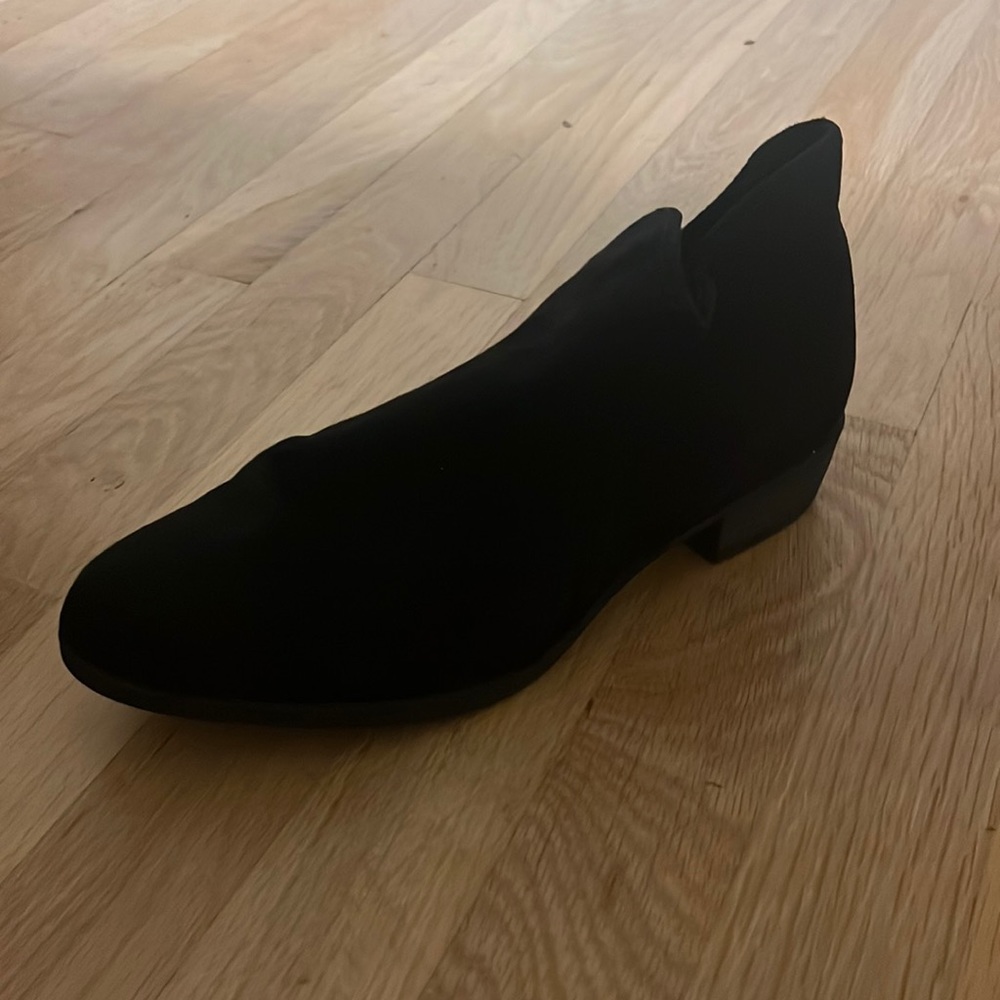 Time and Tru black boots size 9